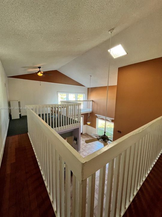 На продажу: $745,000 (4 спален, 2 ванн, 2314 Квадратных фут)