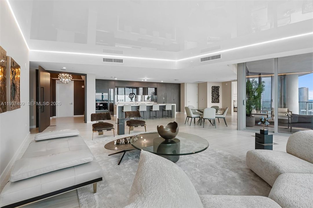 En Renta: $22,000 (4 camas, 5 baños, 3312 Pies cuadrados)