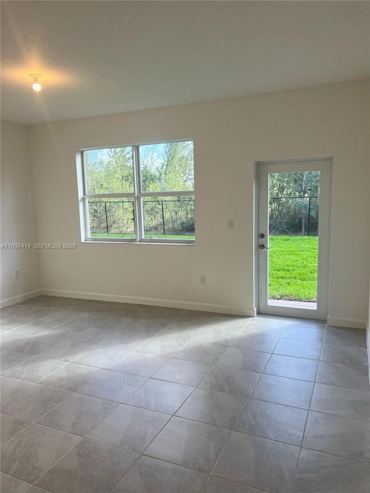 En Renta: $4,000 (4 camas, 3 baños, 0 Pies cuadrados)