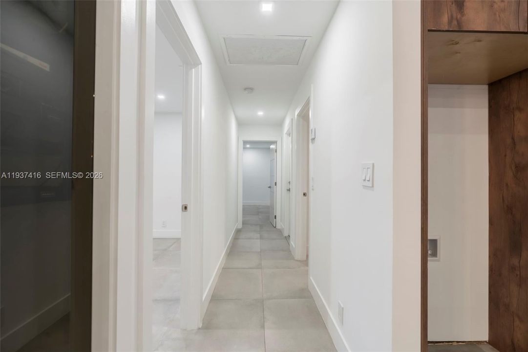 En Venta: $1,175,000 (3 camas, 2 baños, 2353 Pies cuadrados)