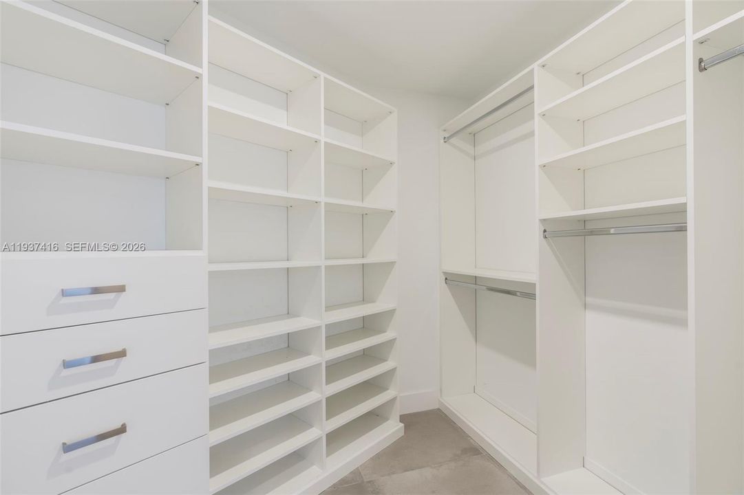En Venta: $1,175,000 (3 camas, 2 baños, 2353 Pies cuadrados)