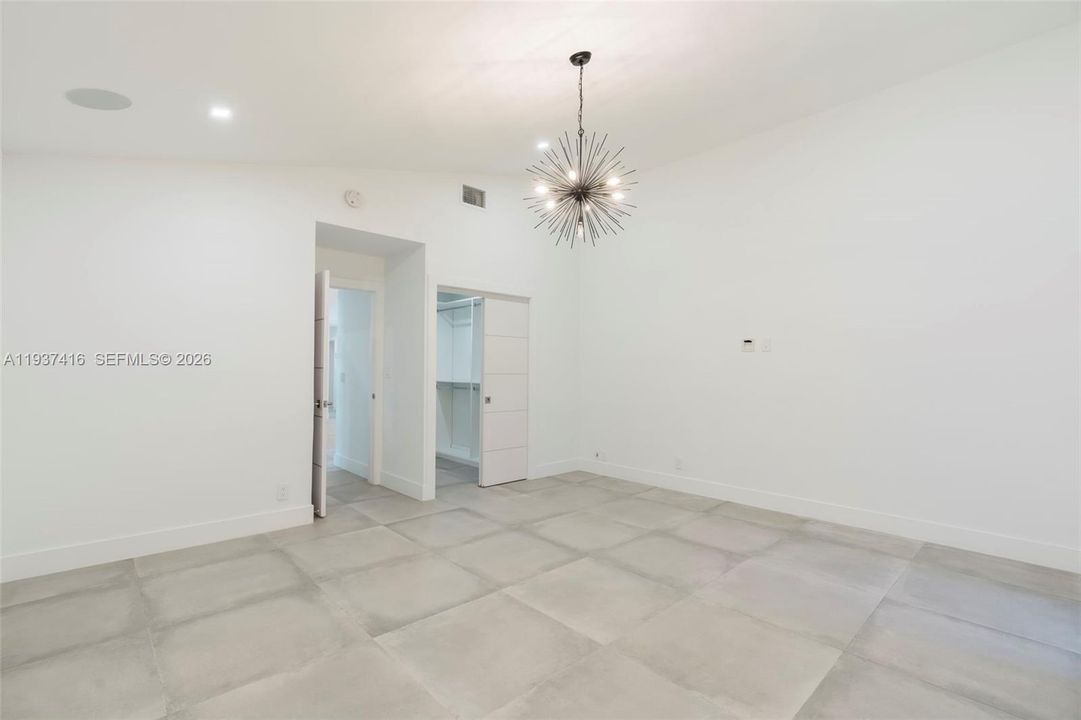 En Venta: $1,175,000 (3 camas, 2 baños, 2353 Pies cuadrados)