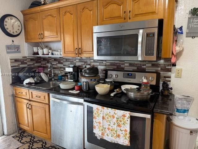 En Venta: $495,000 (4 camas, 2 baños, 1502 Pies cuadrados)