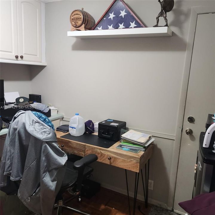 En Renta: $3,395 (3 camas, 2 baños, 1243 Pies cuadrados)