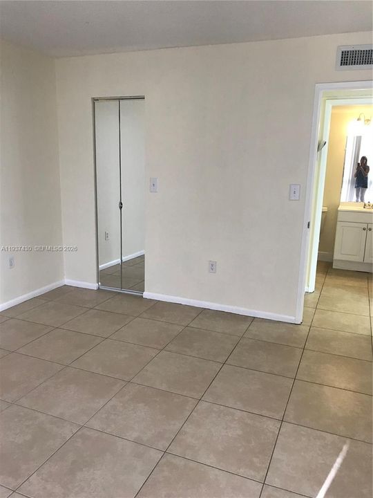 出租: $1,790 (1 贝兹, 1 浴室, 740 平方英尺)