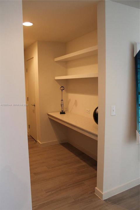 For Rent: $5,900 (3 beds, 2 baths, 1438 Square Feet)