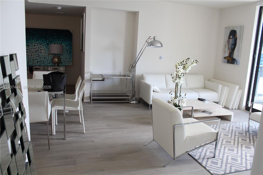 For Rent: $5,900 (3 beds, 2 baths, 1438 Square Feet)