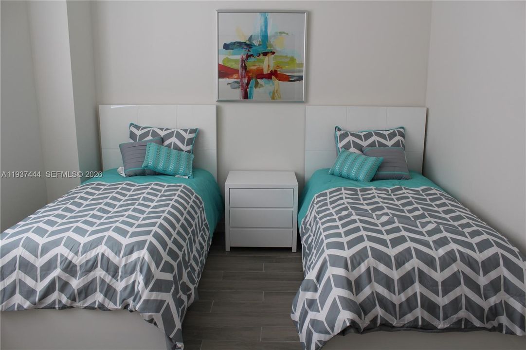 For Rent: $5,900 (3 beds, 2 baths, 1438 Square Feet)