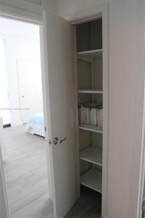 For Rent: $5,900 (3 beds, 2 baths, 1438 Square Feet)