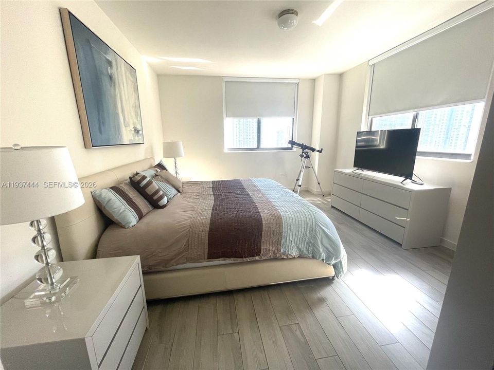 For Rent: $5,900 (3 beds, 2 baths, 1438 Square Feet)