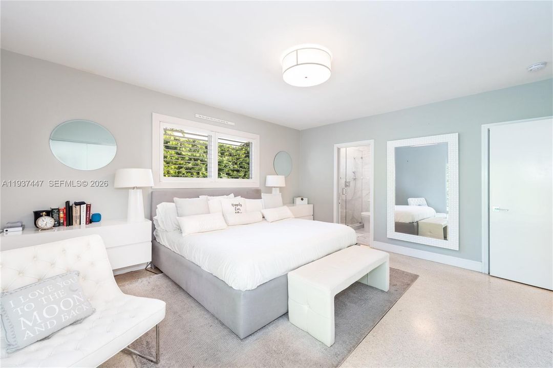 For Sale: $1,995,000 (3 beds, 2 baths, 1660 Square Feet)