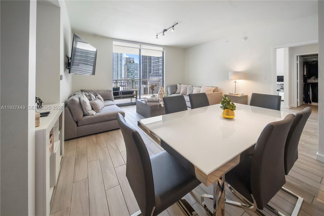 En Renta: $6,000 (3 camas, 2 baños, 1438 Pies cuadrados)