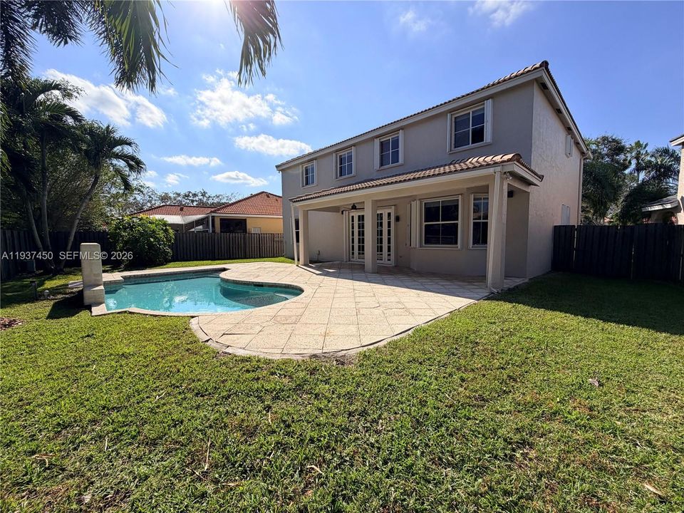 For Rent: $6,300 (4 beds, 3 baths, 2760 Square Feet)