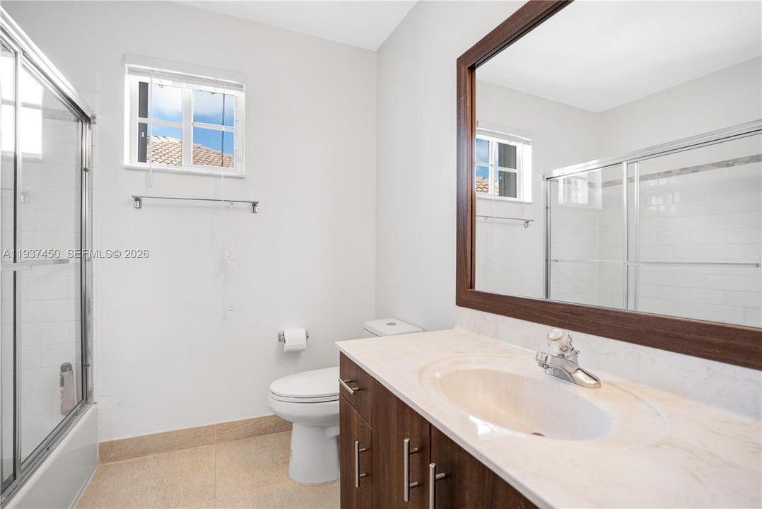 Upstairs Bathroom