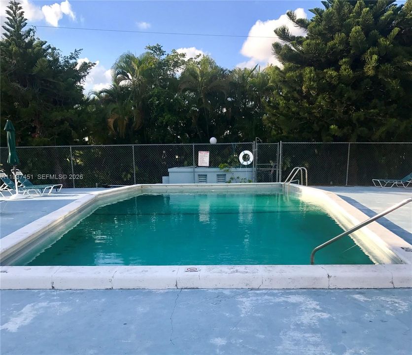 В аренду: $1,800 (1 спален, 1 ванн, 898 Квадратных фут)