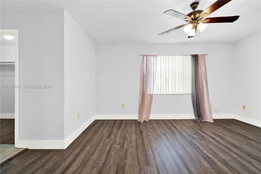 En Renta: $2,650 (3 camas, 2 baños, 2634 Pies cuadrados)