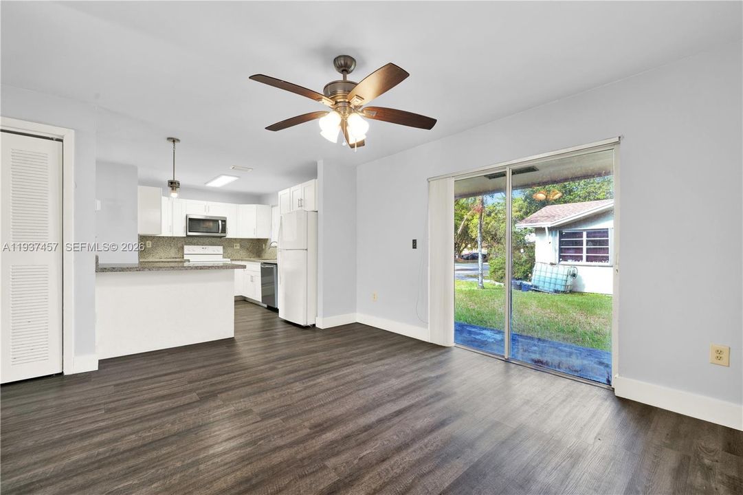 En Renta: $2,650 (3 camas, 2 baños, 2634 Pies cuadrados)