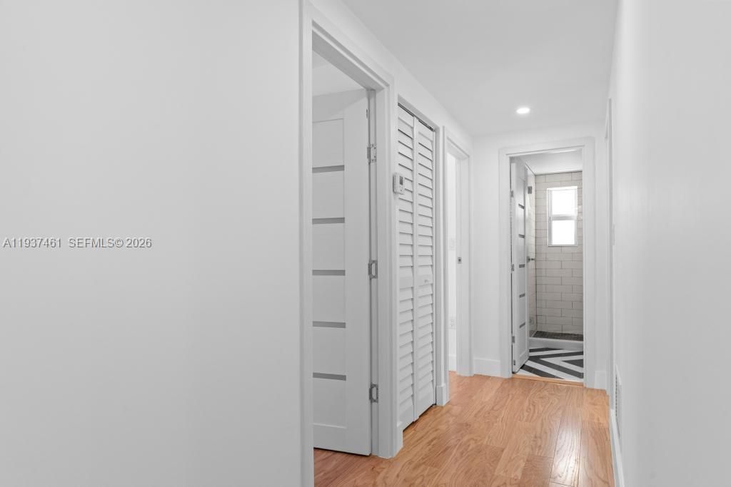 For Sale: $1,595,000 (3 beds, 3 baths, 1632 Square Feet)