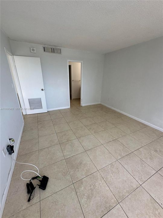 En Venta: $372,500 (2 camas, 2 baños, 1509 Pies cuadrados)