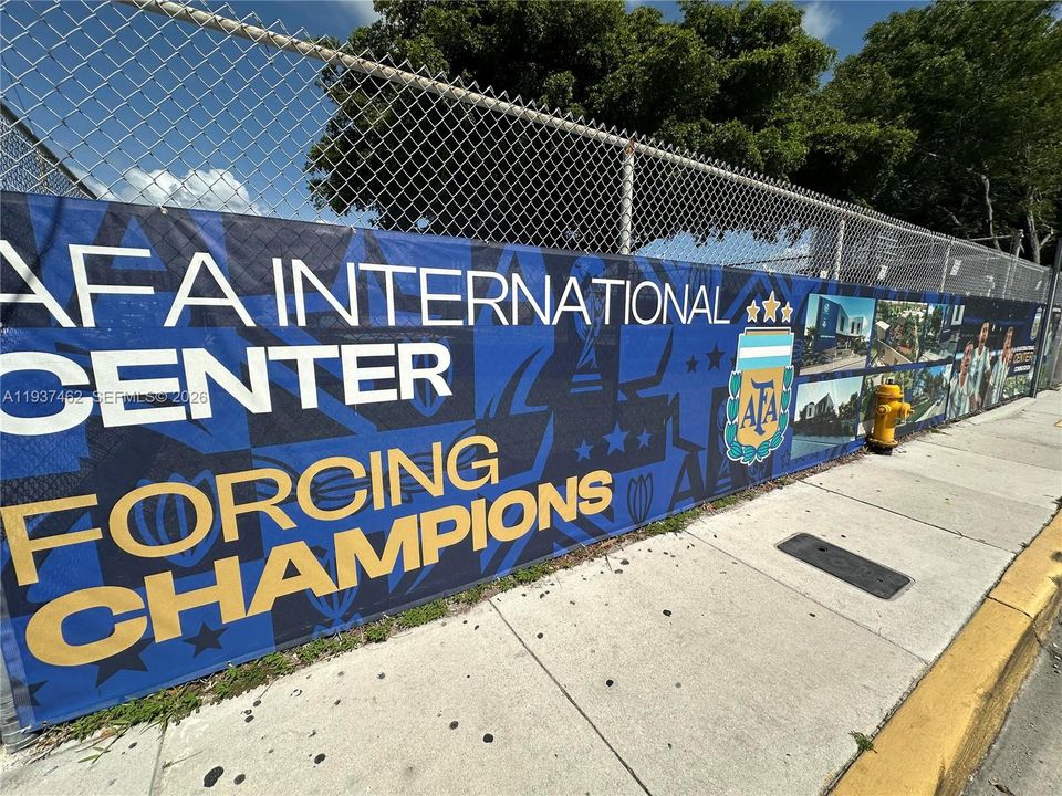 En Venta: $372,500 (2 camas, 2 baños, 1509 Pies cuadrados)