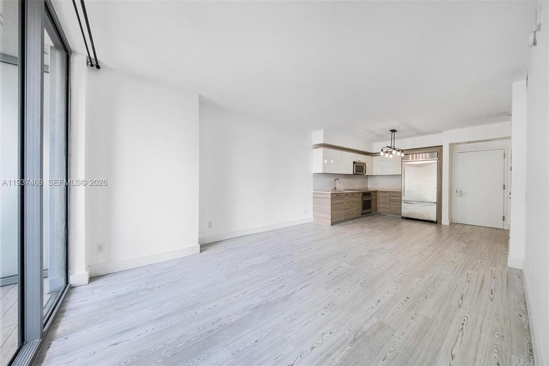 En Venta: $599,000 (1 camas, 1 baños, 696 Pies cuadrados)