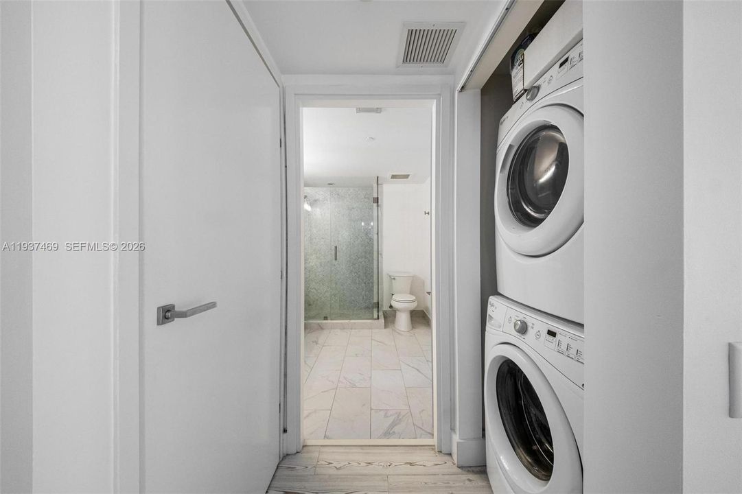 En Venta: $599,000 (1 camas, 1 baños, 696 Pies cuadrados)