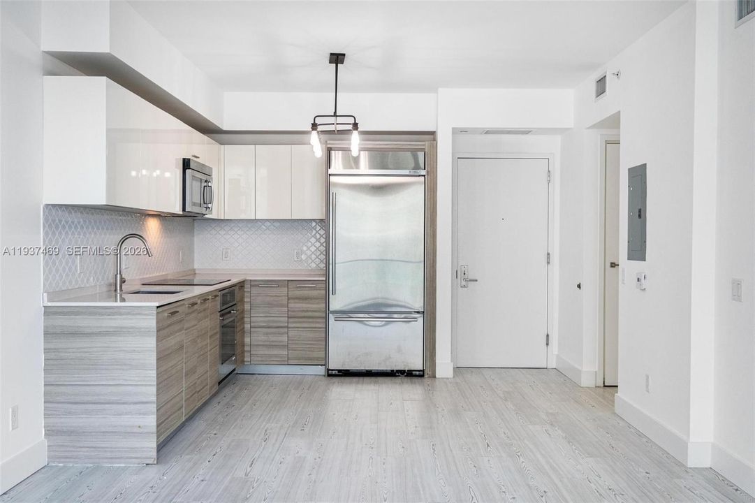 En Venta: $599,000 (1 camas, 1 baños, 696 Pies cuadrados)