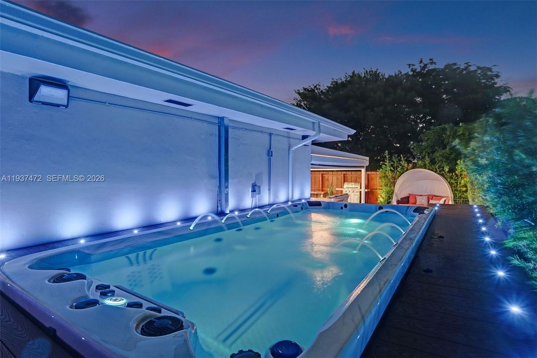 待售: $2,295,000 (5 贝兹, 3 浴室, 2313 平方英尺)