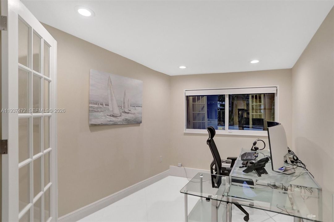 待售: $2,295,000 (5 贝兹, 3 浴室, 2313 平方英尺)