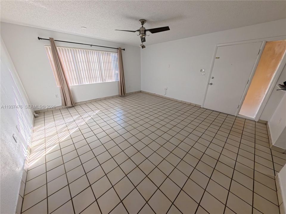 En Renta: $2,000 (2 camas, 1 baños, 828 Pies cuadrados)