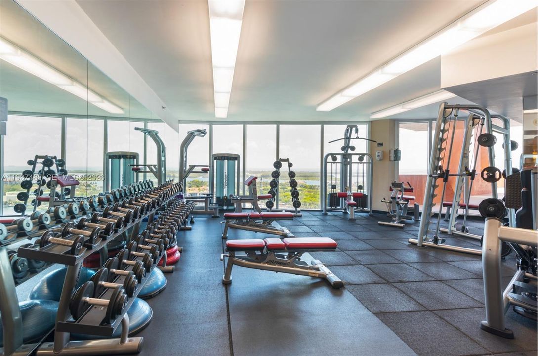 На продажу: $3,250,000 (3 спален, 3 ванн, 2040 Квадратных фут)