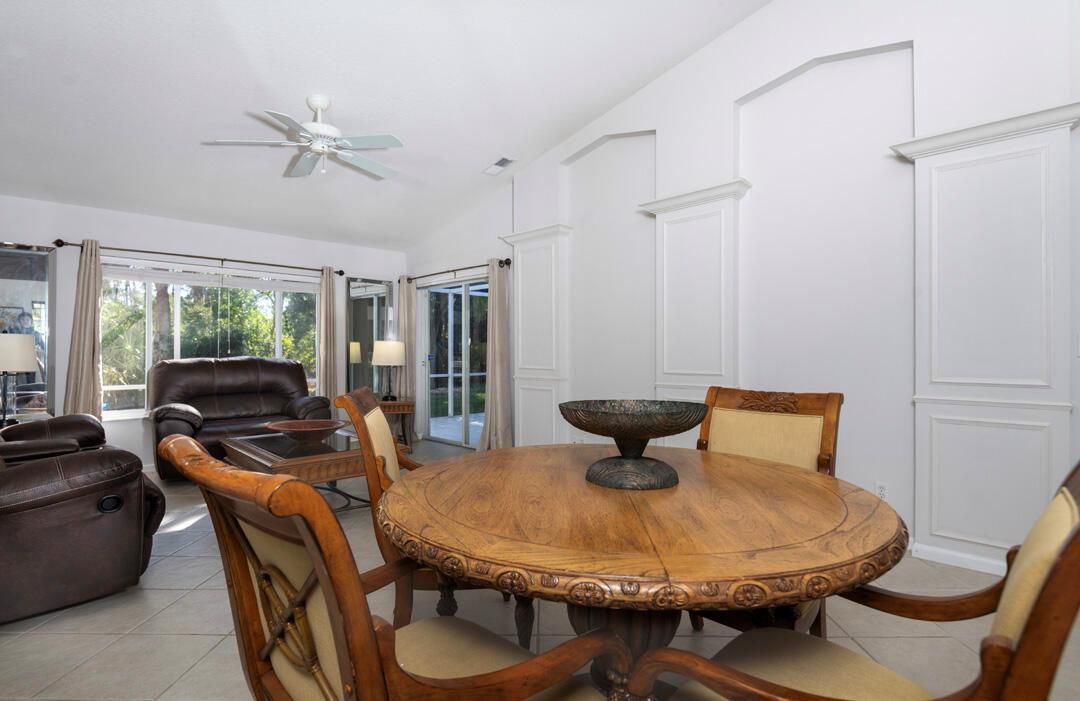 Dinette Area