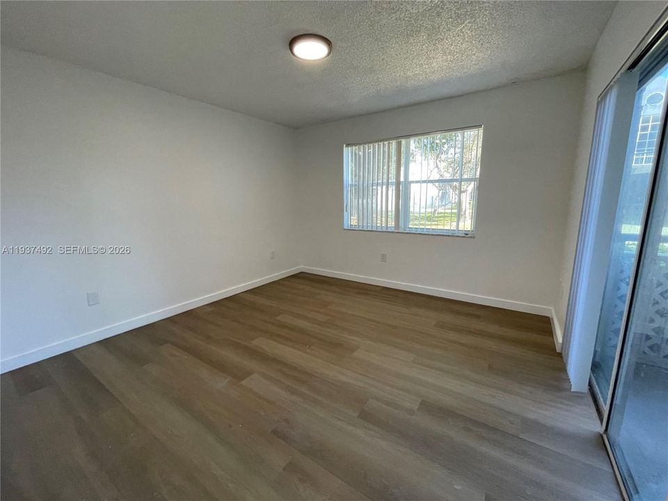 En Renta: $1,975 (2 camas, 2 baños, 1113 Pies cuadrados)