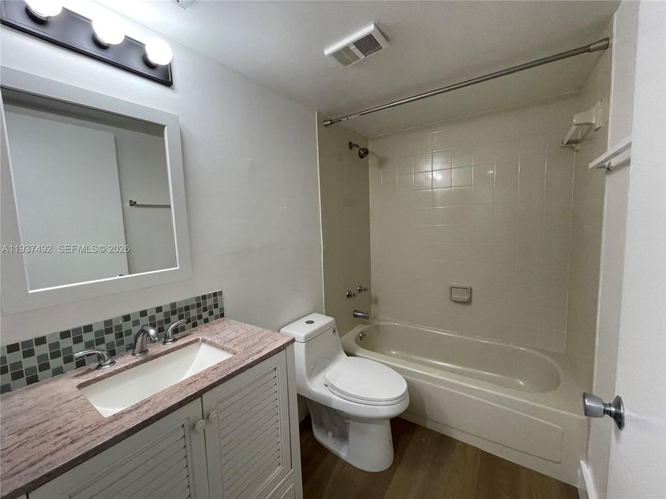 En Renta: $1,975 (2 camas, 2 baños, 1113 Pies cuadrados)