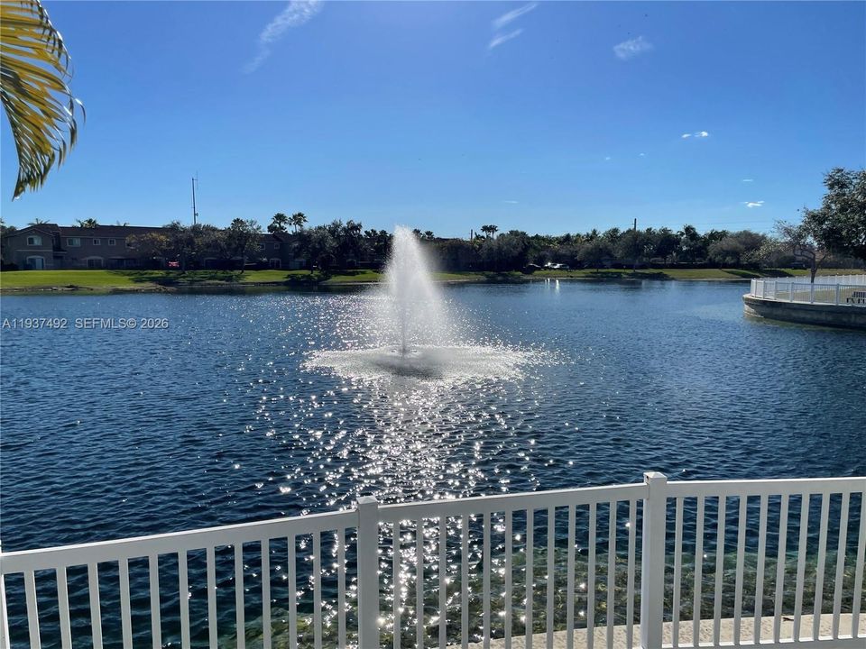 En Renta: $1,975 (2 camas, 2 baños, 1113 Pies cuadrados)