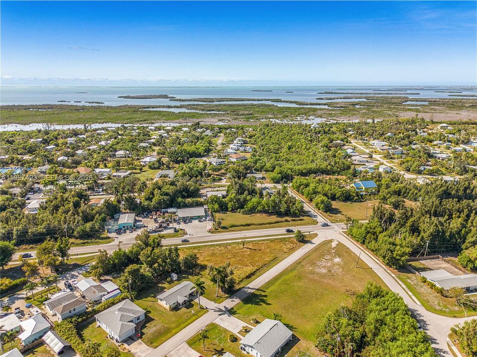 待售: $300,000 (0 贝兹, 0 浴室, 0 平方英尺)