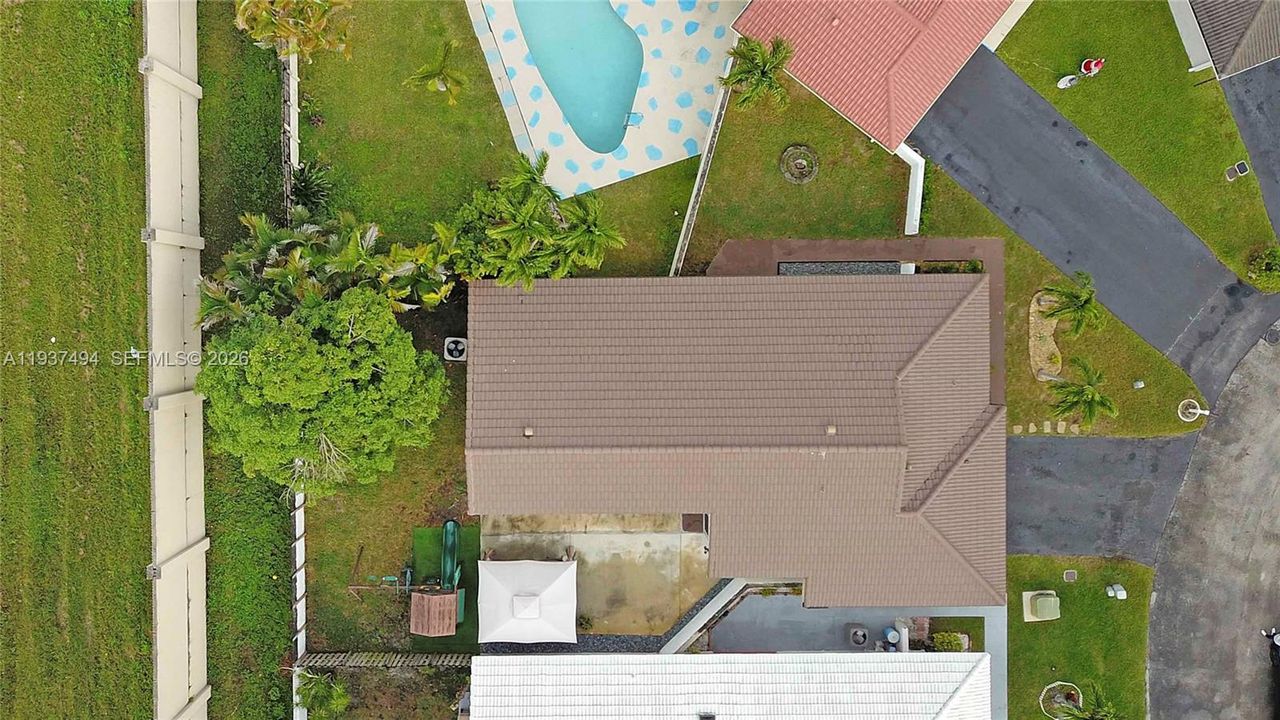 En Venta: $624,900 (3 camas, 2 baños, 1345 Pies cuadrados)