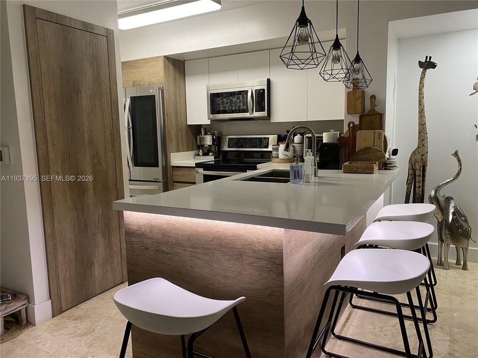 出租: $2,850 (3 贝兹, 2 浴室, 1240 平方英尺)