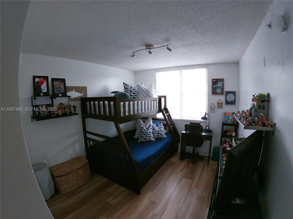 出租: $2,850 (3 贝兹, 2 浴室, 1240 平方英尺)