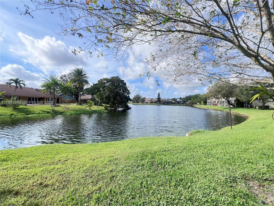 В аренду: $2,700 (2 спален, 2 ванн, 1340 Квадратных фут)