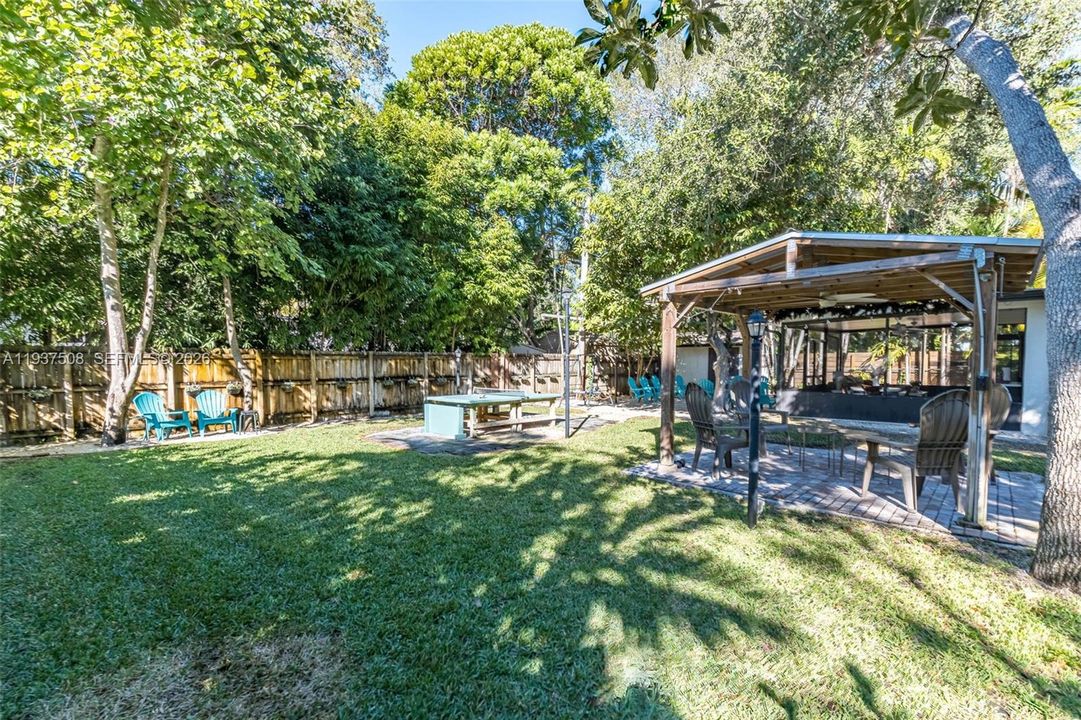 待售: $1,585,000 (3 贝兹, 3 浴室, 1696 平方英尺)