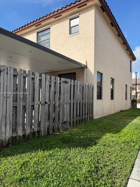 For Sale: $480,000 (2 beds, 2 baths, 1416 Square Feet)