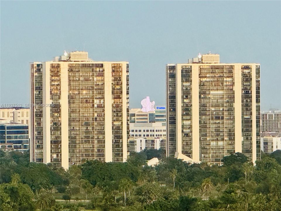 For Rent: $3,150 (2 beds, 2 baths, 1091 Square Feet)