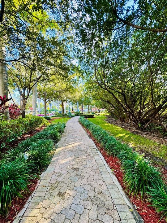 For Rent: $3,150 (2 beds, 2 baths, 1091 Square Feet)