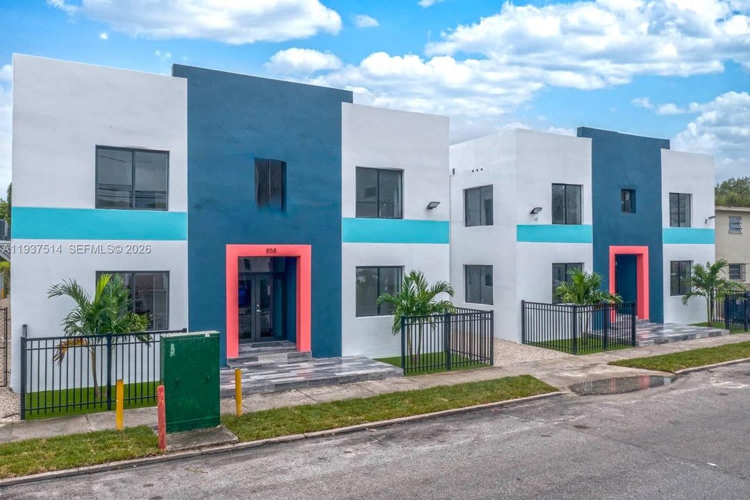 На продажу: $7,140,000 (0 спален, 0 ванн, 0 Квадратных фут)