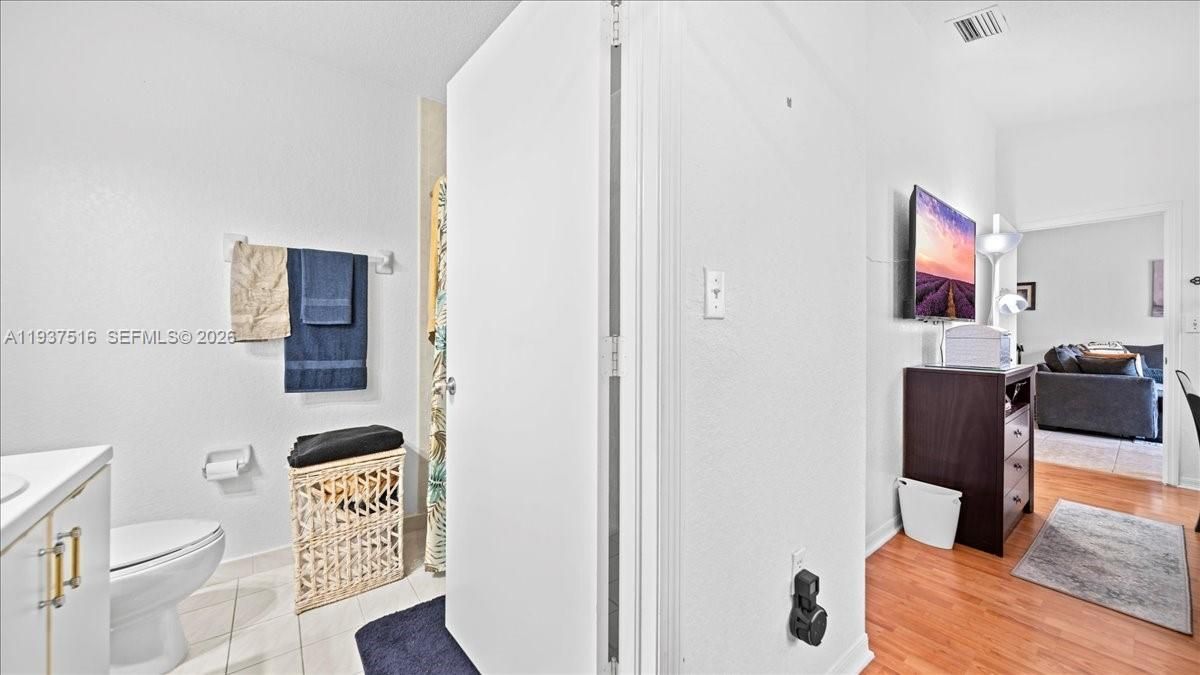 待售: $409,990 (3 贝兹, 2 浴室, 1400 平方英尺)