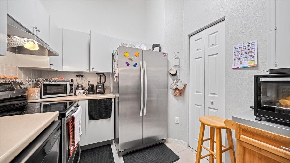 待售: $409,990 (3 贝兹, 2 浴室, 1400 平方英尺)