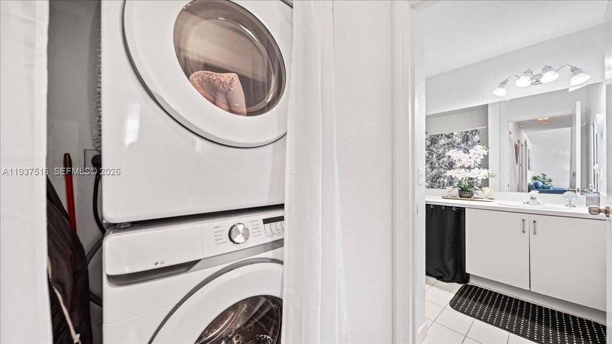 待售: $409,990 (3 贝兹, 2 浴室, 1400 平方英尺)