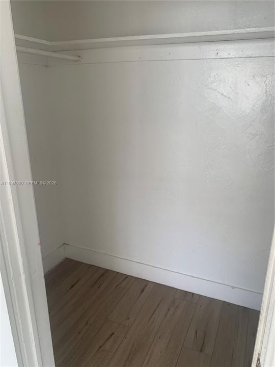 出租: $3,150 (4 贝兹, 3 浴室, 1711 平方英尺)