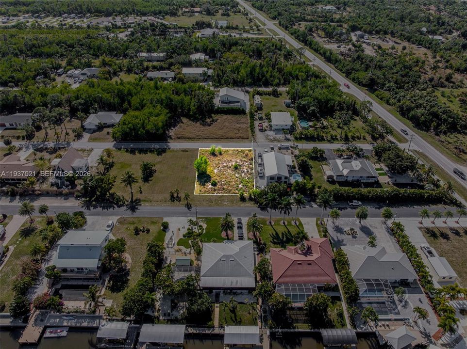 待售: $36,500 (0.19 acres)